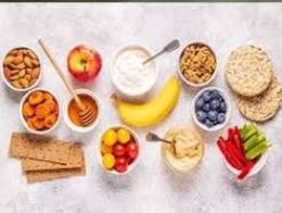 میان‌وعده سالم؛ راهکاری برای پیشگیری از افت قند و کاهش تمرکز دانش‌آموزان