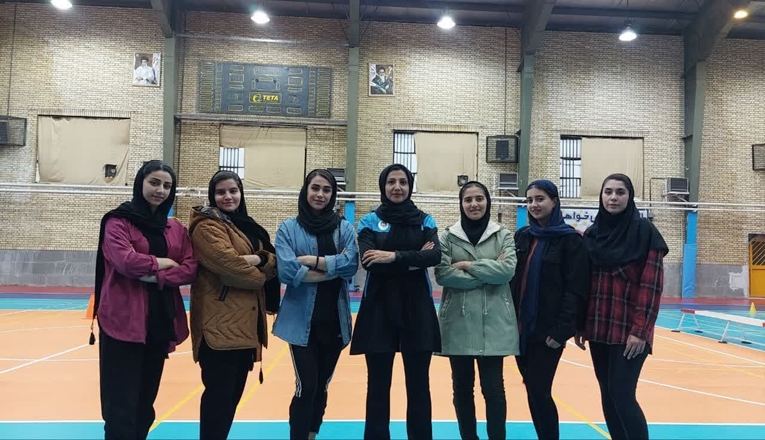 مسابقات هفته تربیت بدنی آمادگی جسمانی دانشجویان دختر