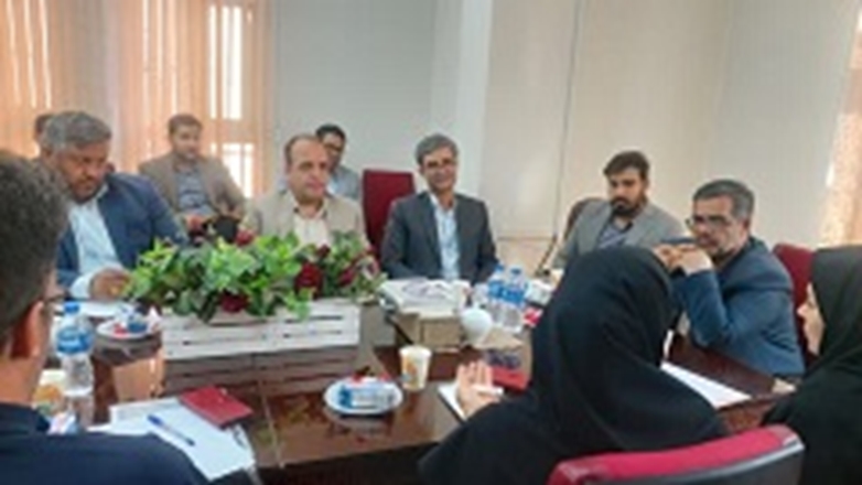 برگزاری جلسه مدیر سازمان های مردم نهاد و خیرین سلامت دانشگاه و مدیرعاملان موسسات خیریه بیمارستانی با مدیر صندوق قرض الحسنه امداد ولایت استان همدان   