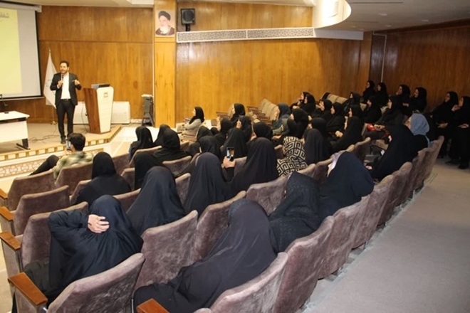 همایش علمی و آموزشی «تاب‌آوری در بحران با توانمندسازی زنان» با هدف تقویت نقش زنان در مدیریت بحران‌ها و ارتقای تاب‌آوری فردی و خانوادگی برگزار شد.